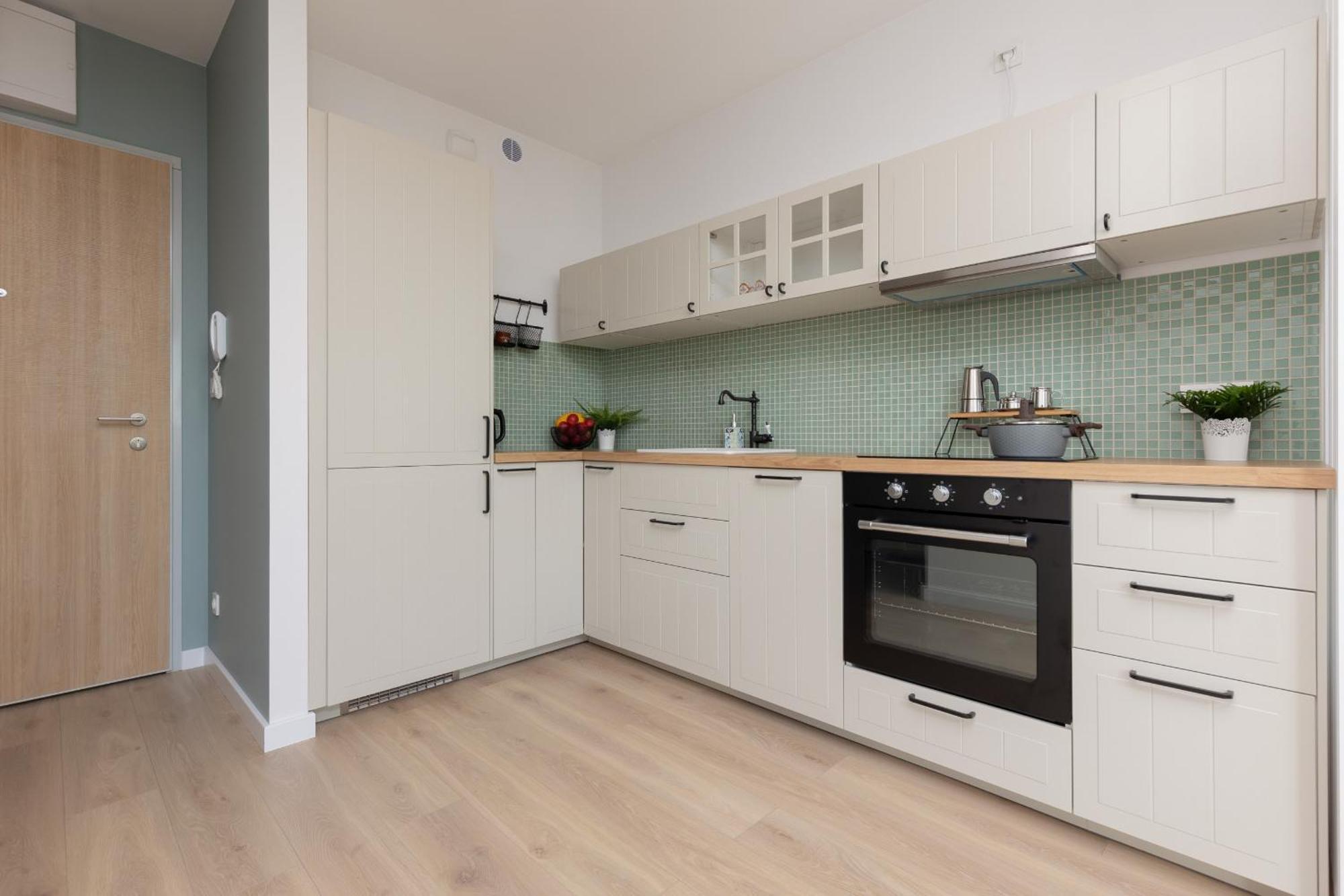 Praga With Parking By Renters Apartment Warschau